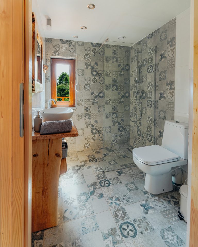 kamila-weder-photographer-seszelki-lazienka-domek-na-mazurach